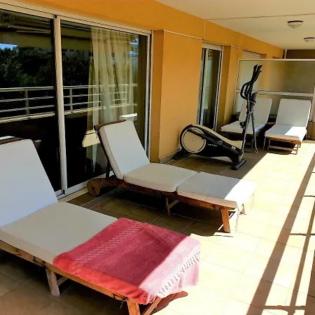 Moderne & Lumineux Avec Toit Terrasse ! *